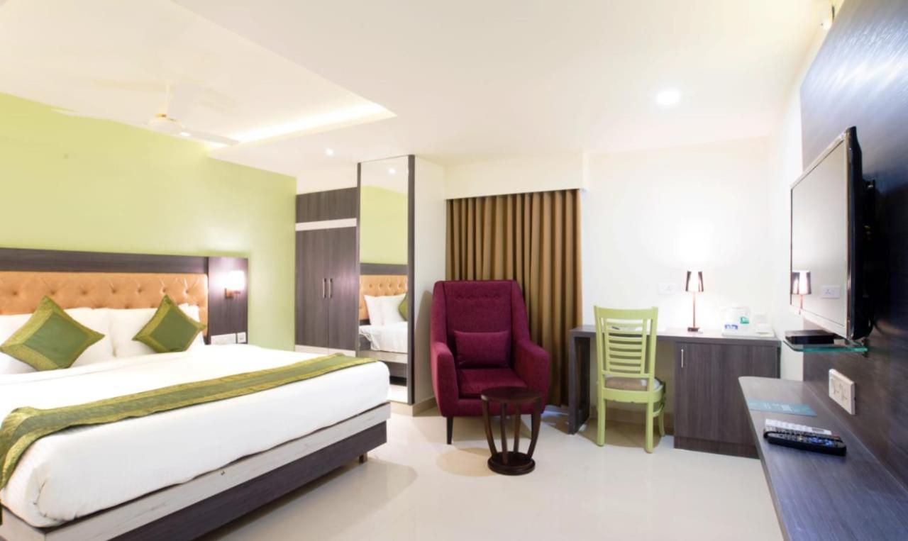 Olive Tree Hotel Vijayawāda Buitenkant foto