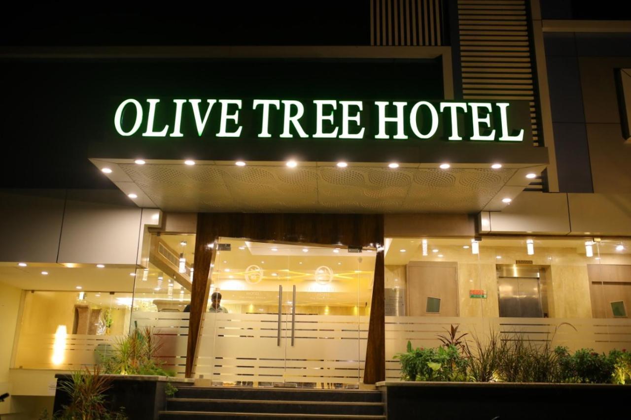 Olive Tree Hotel Vijayawāda Buitenkant foto