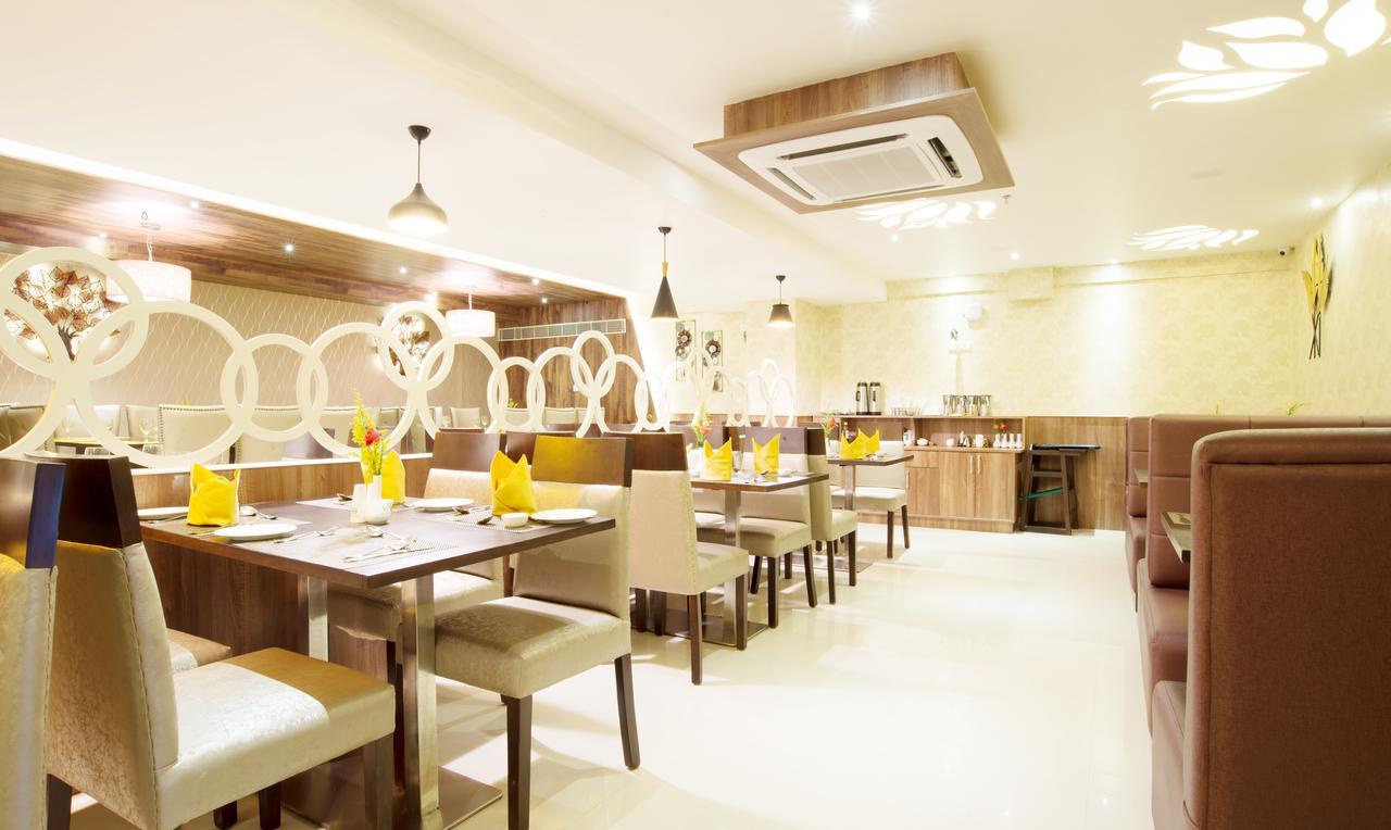 Olive Tree Hotel Vijayawāda Buitenkant foto