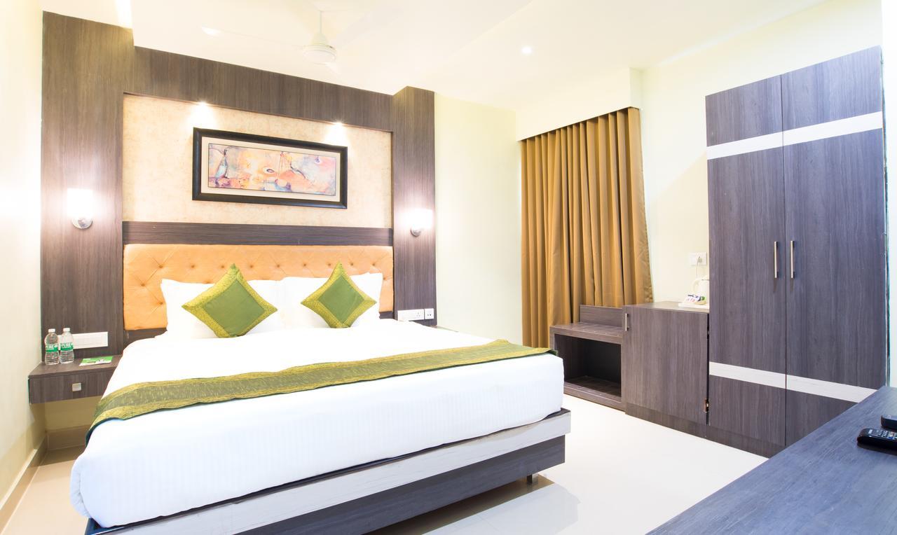 Olive Tree Hotel Vijayawāda Buitenkant foto