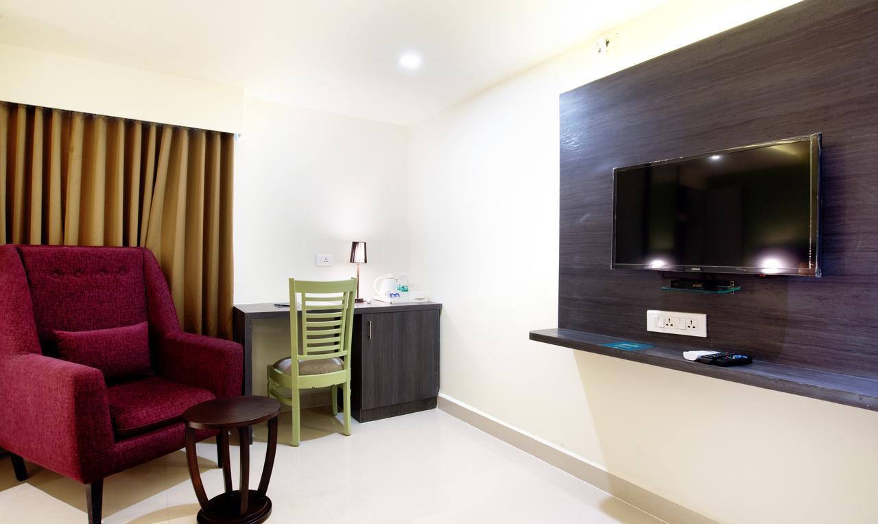 Olive Tree Hotel Vijayawāda Buitenkant foto